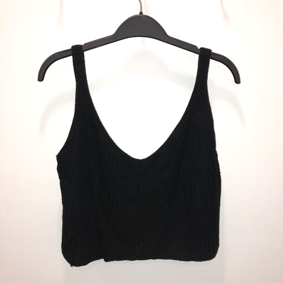 Black Knit Tank - Picture 2 of 3